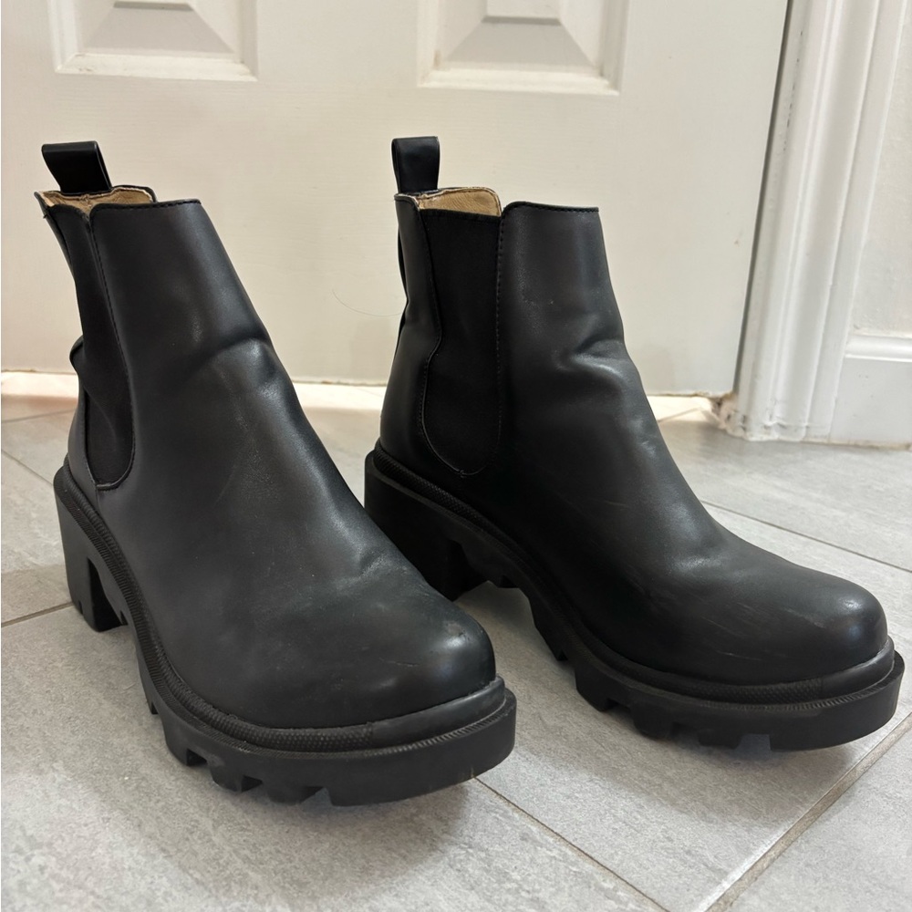 Steve Madden Black Ankle Boots